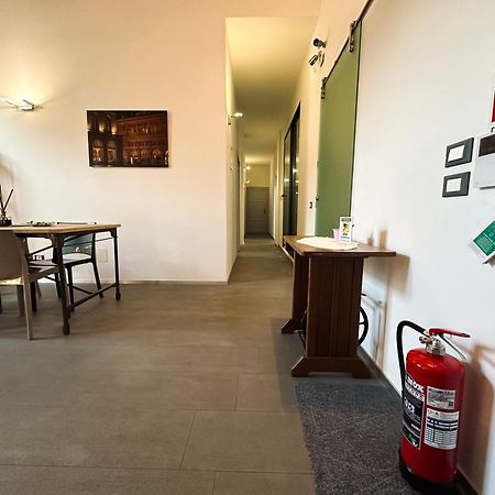 Indipendenza 24 Bed & Breakfast โบโลญญา ภายนอก รูปภาพ