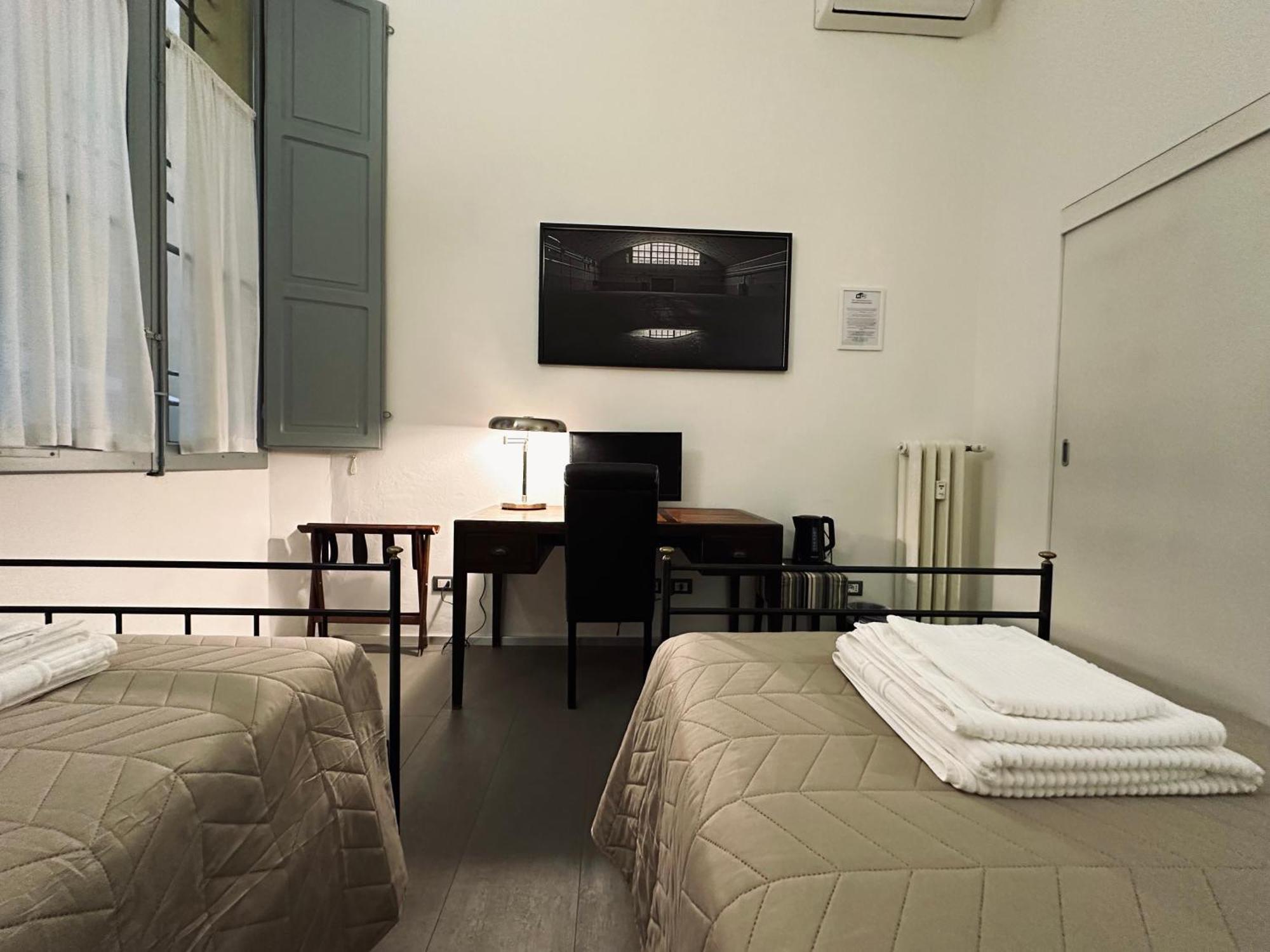 Indipendenza 24 Bed & Breakfast โบโลญญา ภายนอก รูปภาพ