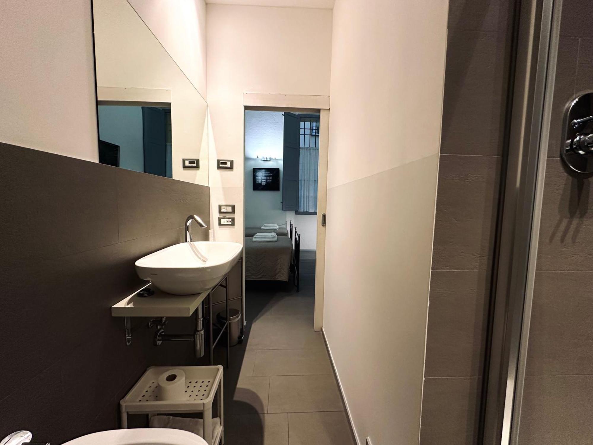 Indipendenza 24 Bed & Breakfast โบโลญญา ภายนอก รูปภาพ