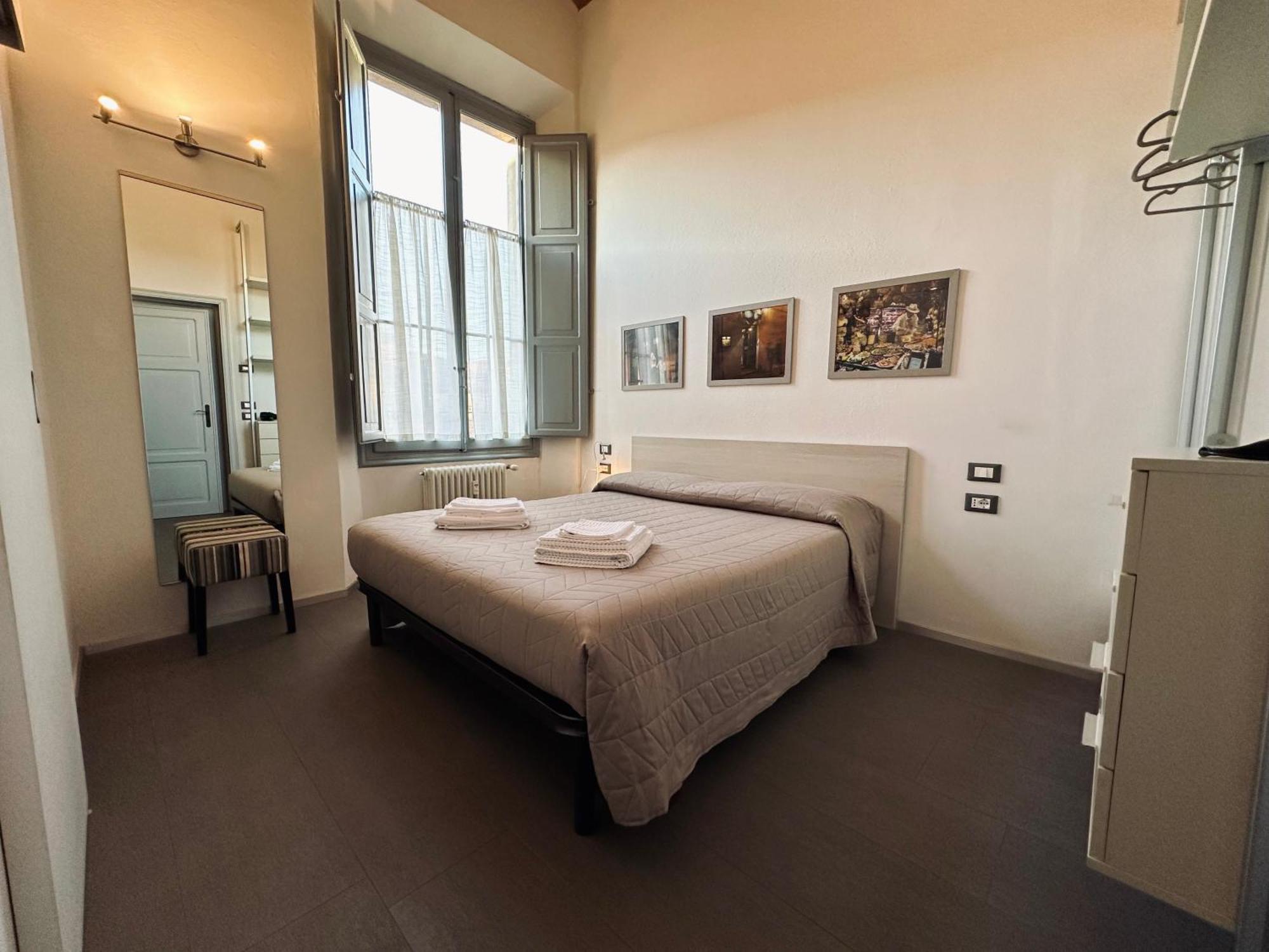 Indipendenza 24 Bed & Breakfast โบโลญญา ภายนอก รูปภาพ