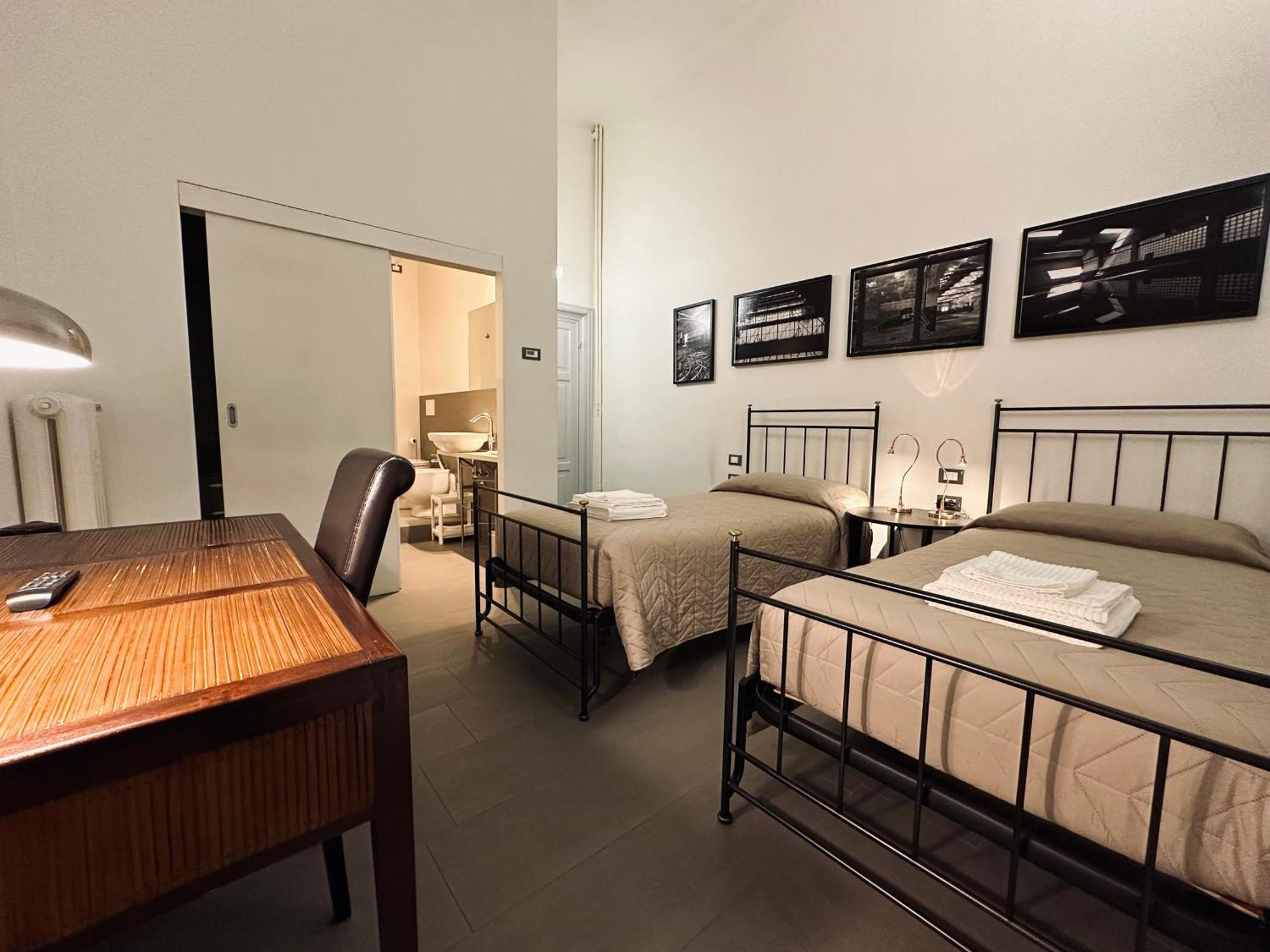 Indipendenza 24 Bed & Breakfast โบโลญญา ภายนอก รูปภาพ