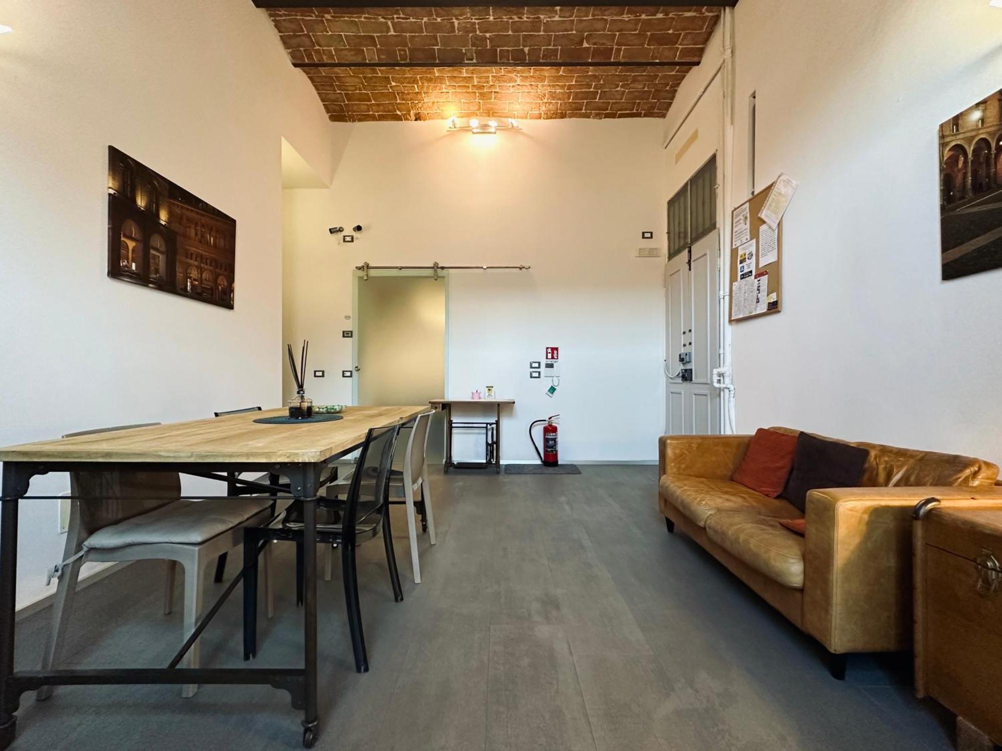 Indipendenza 24 Bed & Breakfast โบโลญญา ภายนอก รูปภาพ