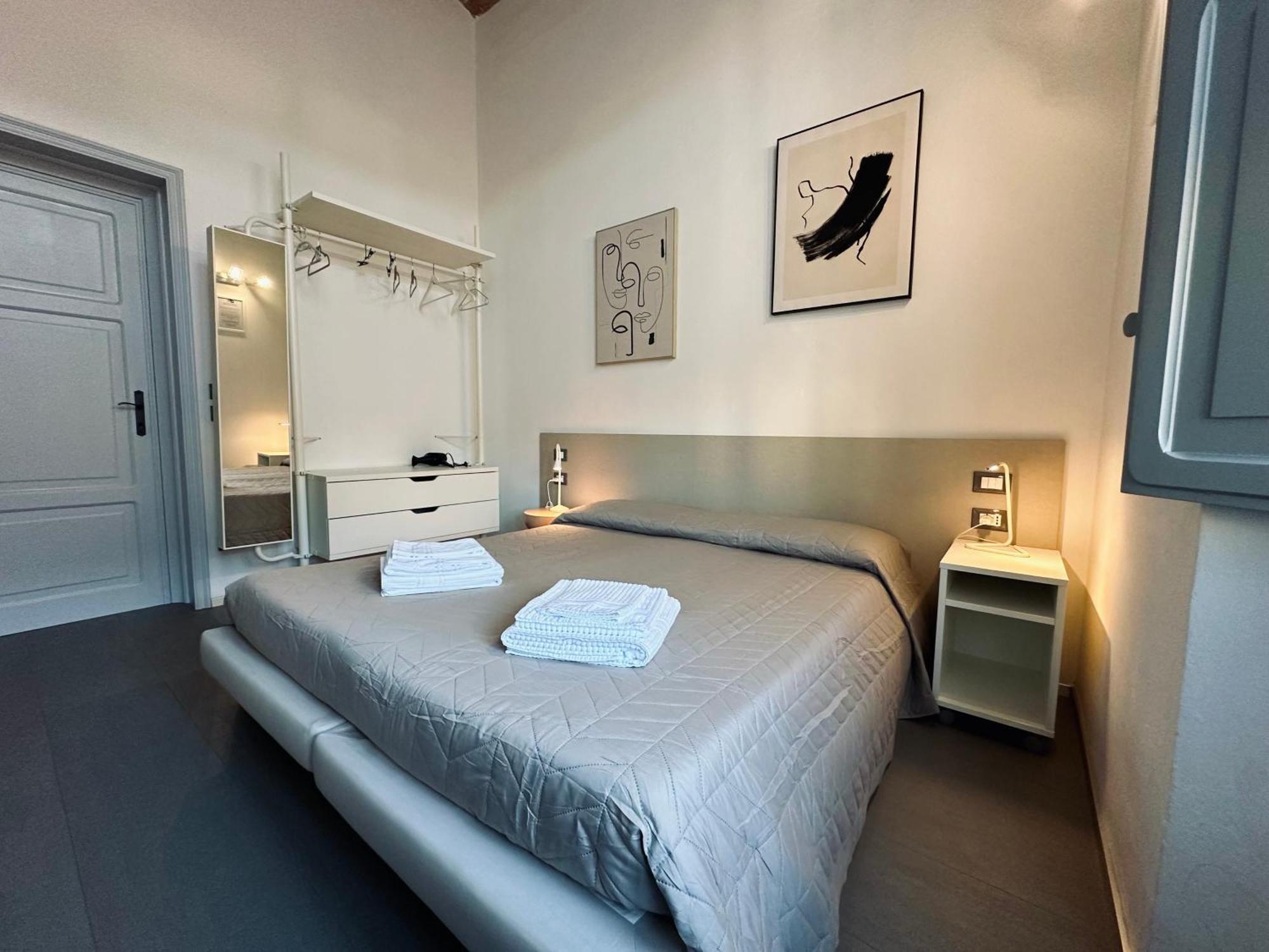 Indipendenza 24 Bed & Breakfast โบโลญญา ภายนอก รูปภาพ